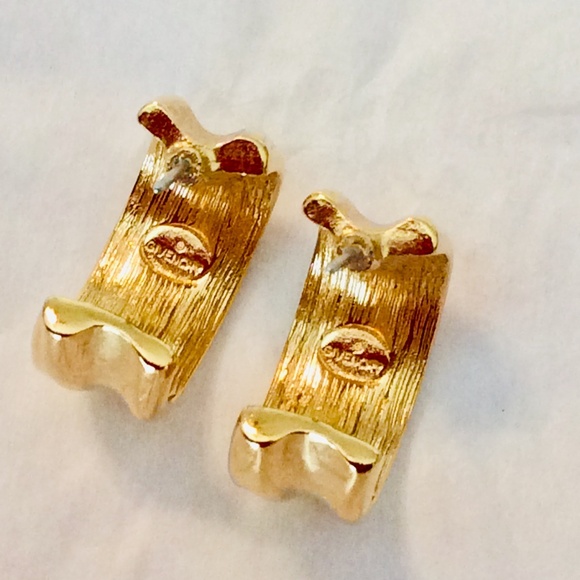 Givenchy Half Loop Earrings - Picture 3 of 8